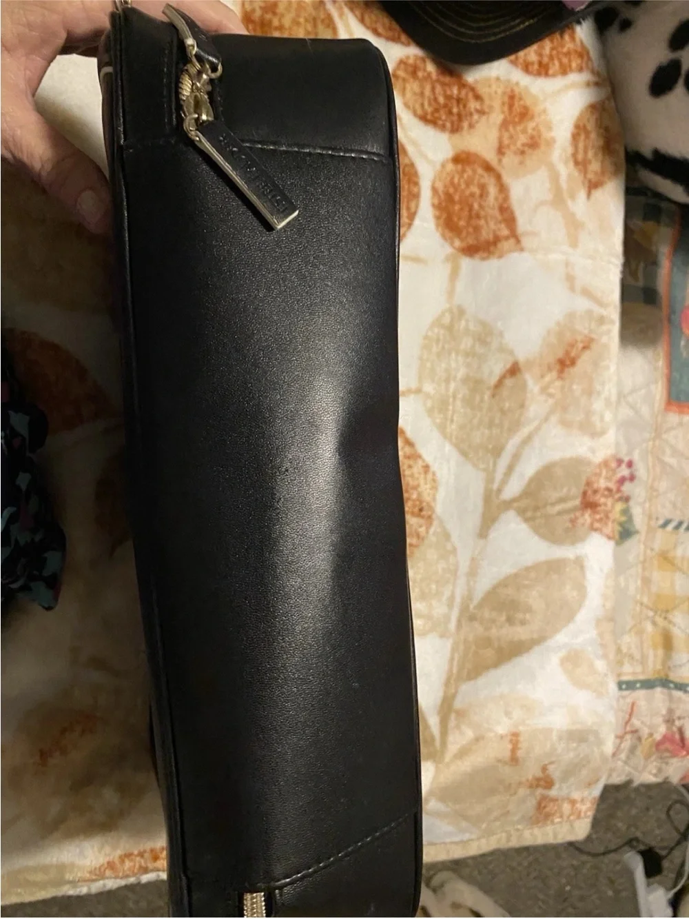 Clinique Black Travel Case with Cream Trim and Gold Accent